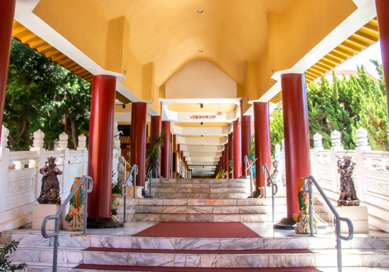 Finding Zen Inside Hsi Lai Temple, Los Angeles - Roads and Destinations