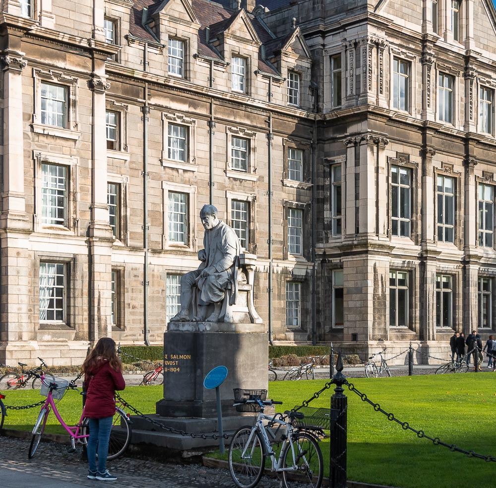 do you need tickets to visit trinity college library