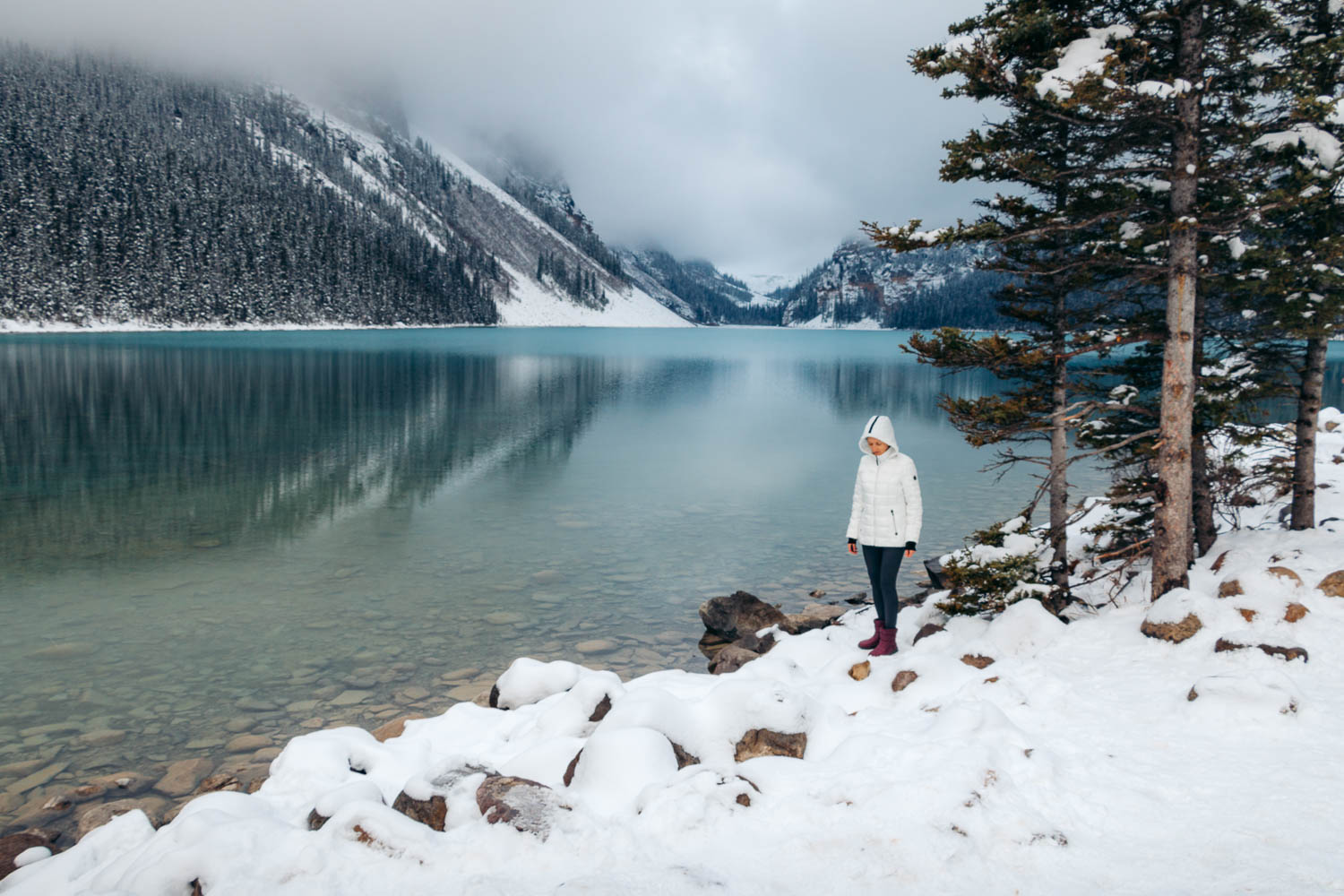 20+ Things You Need to Know before Visiting Lake Louise, Alberta - Roads  and Destinations