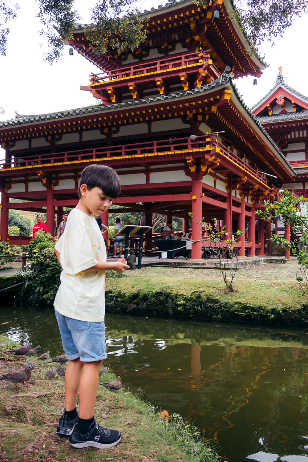 Byodo-In Temple, Oahu | Roads and Destinations