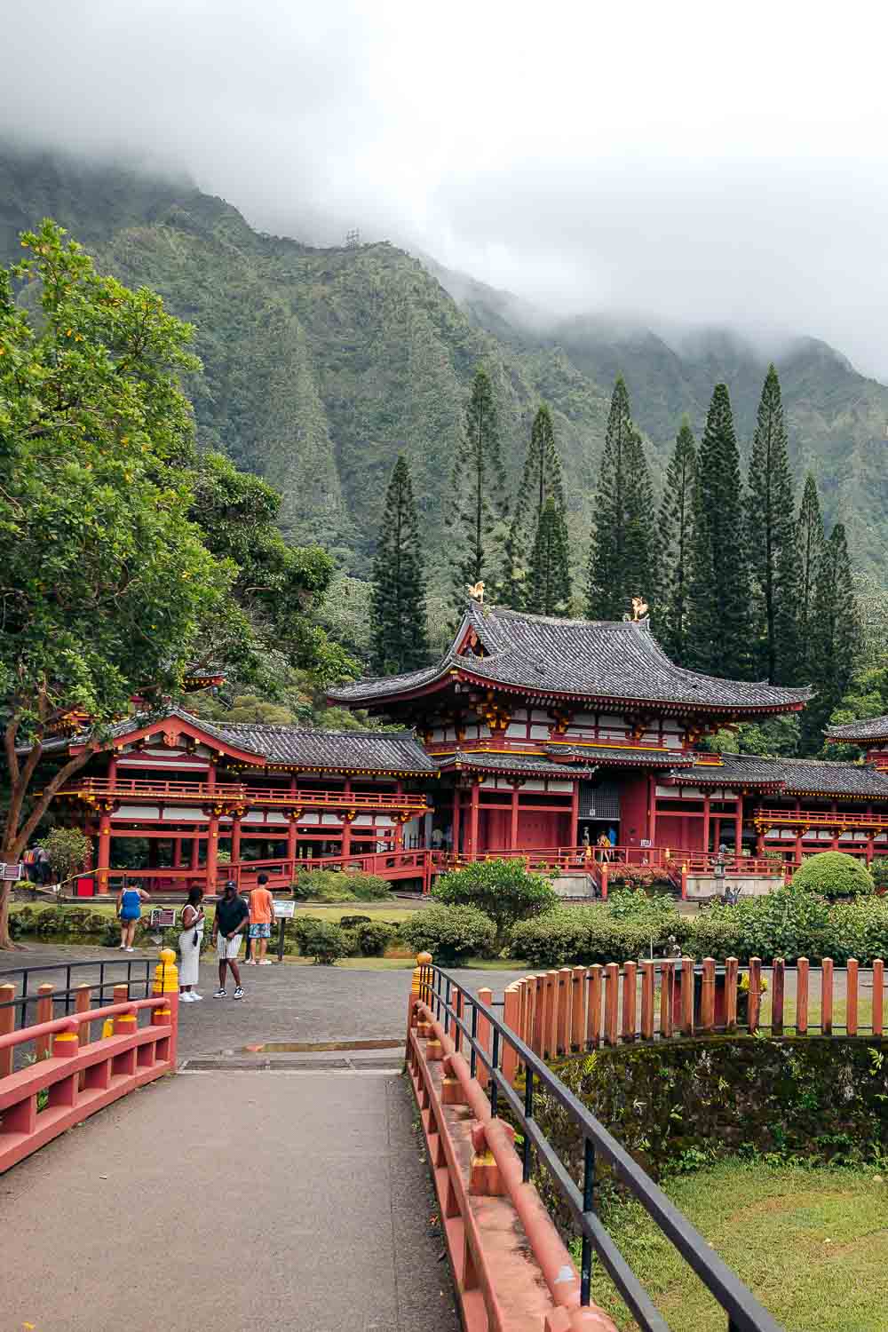 Byodo-In Temple | Roads and Destinations