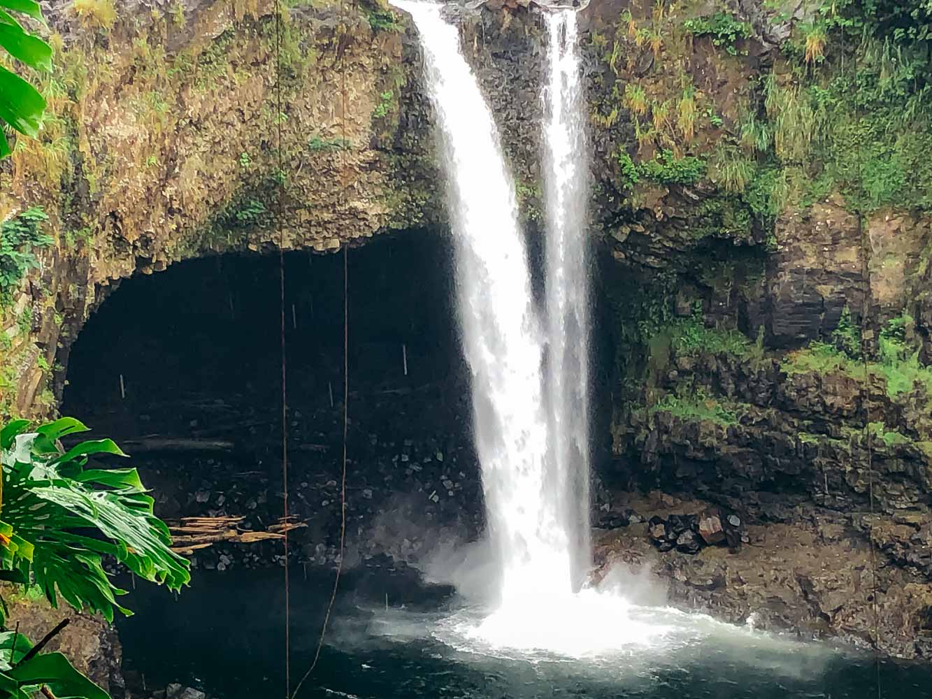 Rainbow Falls in Hilo, Big Island | Roads and Destinations