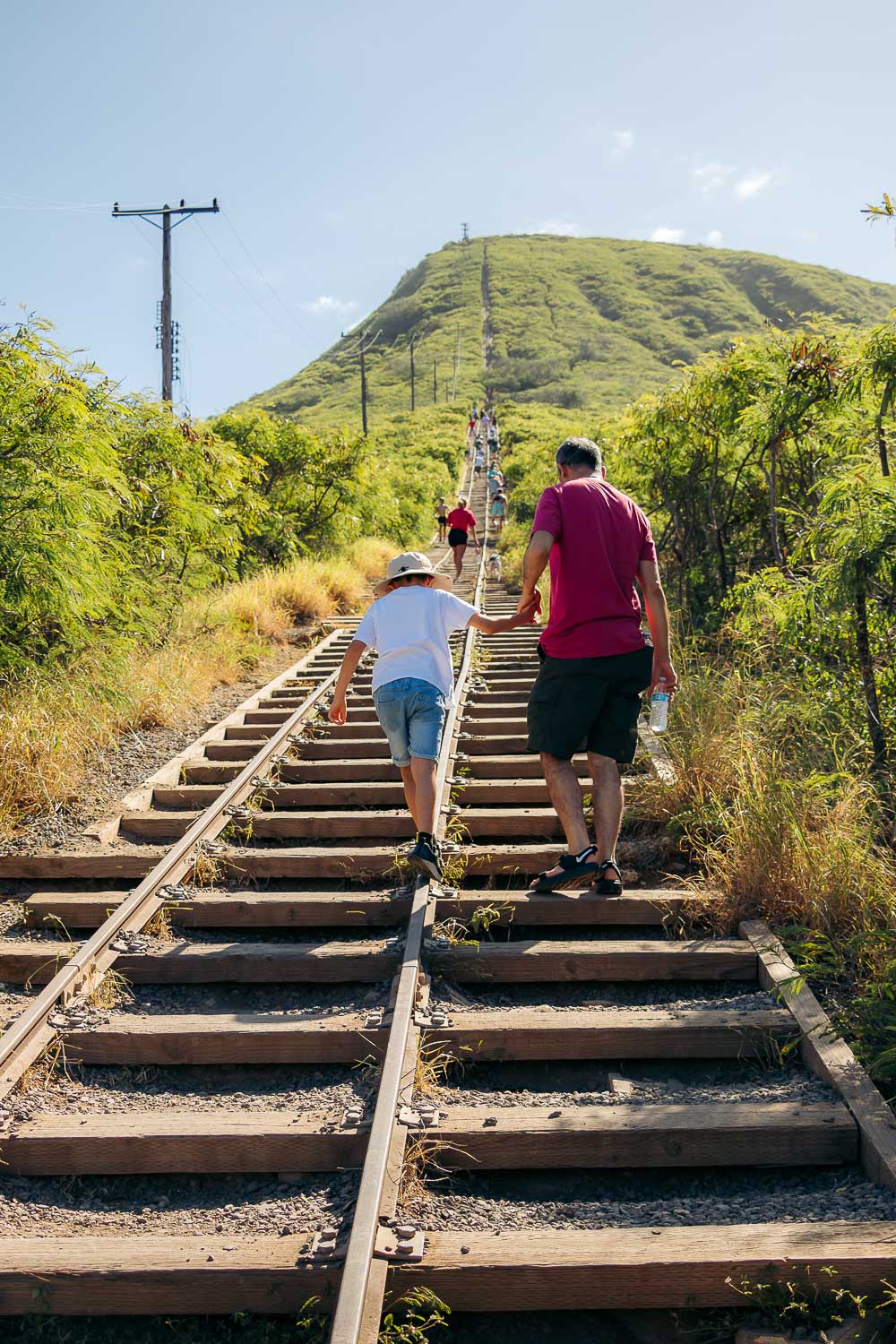 Oahu -- The most developed island or a tropical paradise | Roads and Destinations