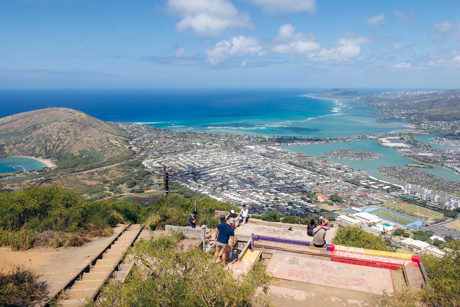 Hikes on Oahu | Roads and Destinations